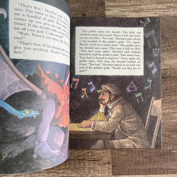 HERSHEL AND THE HANUKKAH GOBLINS by ERIC KIMMEL | SCHOLASTIC TRINA SCHART HYMAN - Picture 5 of 6